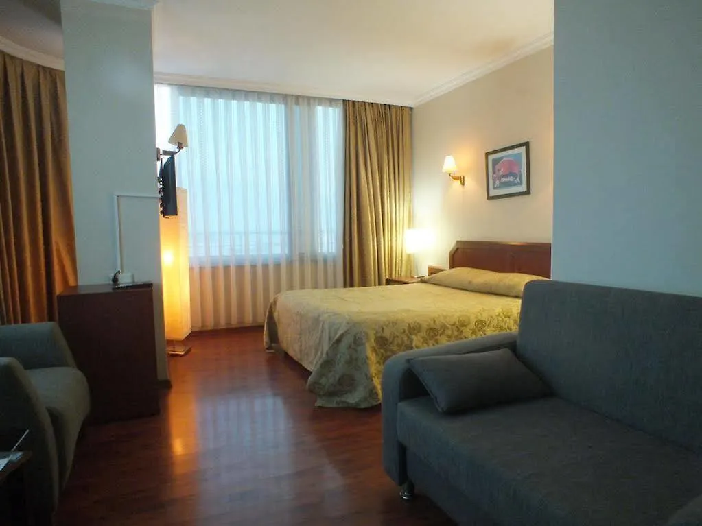 Kndf Marine Hotel
