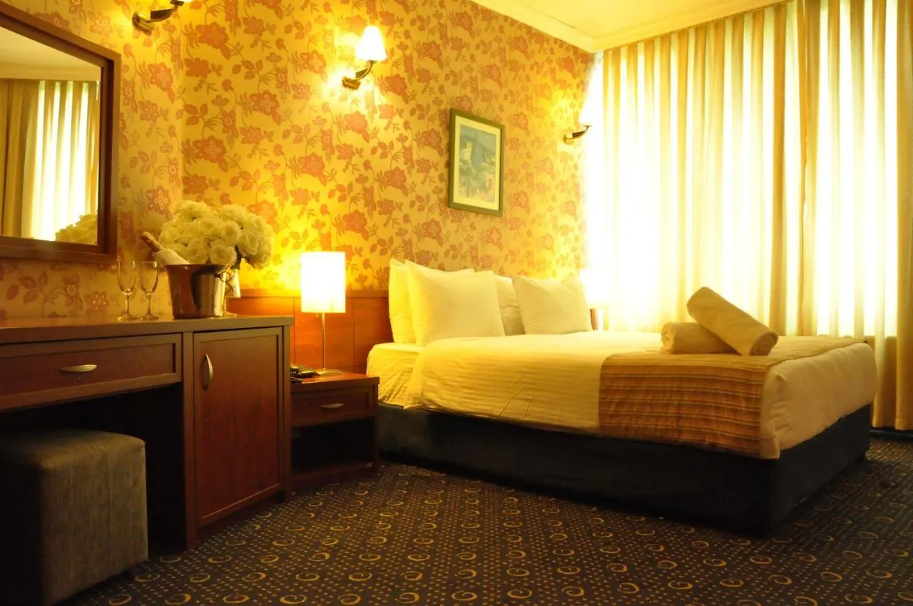 Kndf Marine Hotel